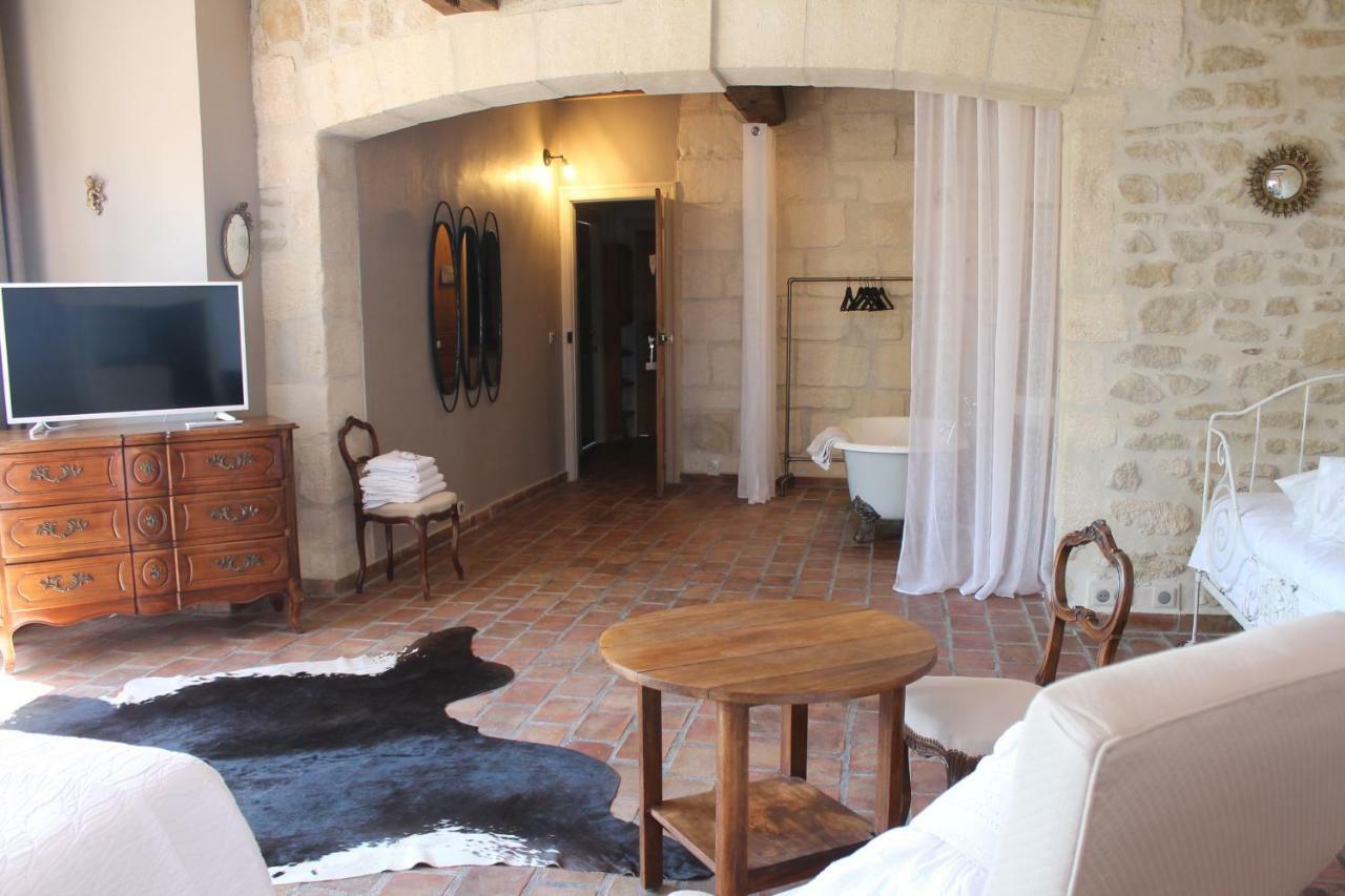 La Demeure Bed And Breakfast Aubais Exterior foto